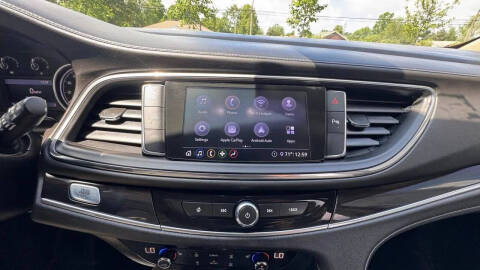 2020 Buick Enclave Essence
