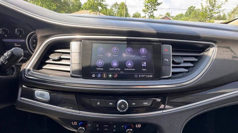 2020 Buick Enclave Essence