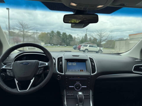 2016 Ford Edge Titanium