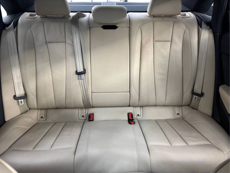 2017 Audi A4 2.0T quattro Premium Plus