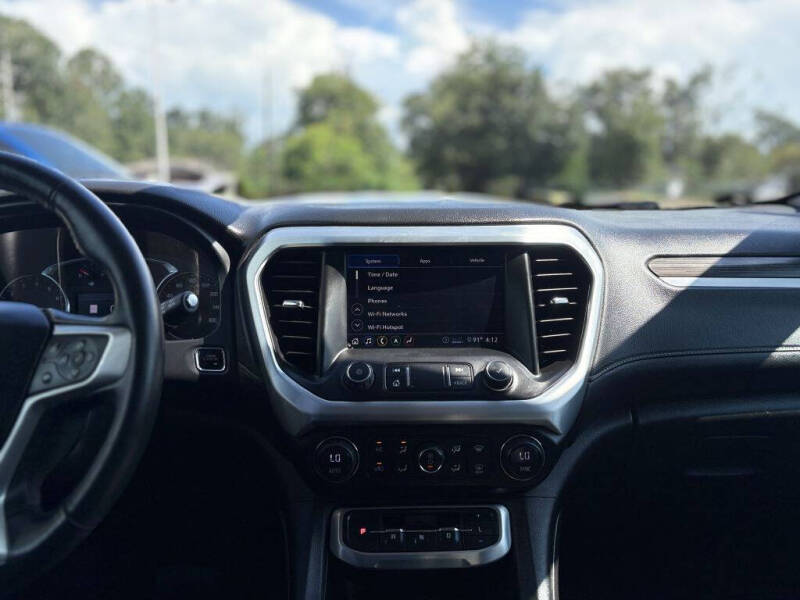 2020 GMC Acadia SLT