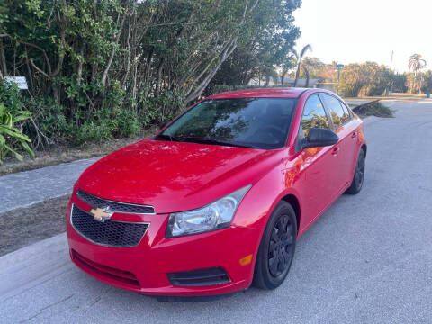 2014 Chevrolet Cruze for sale at L G AUTO SALES in Boynton Beach FL