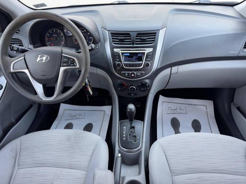 2016 Hyundai Accent SE