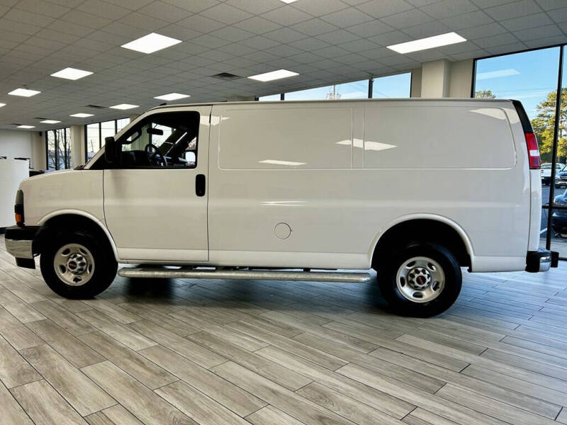 2024 GMC Savana 2500