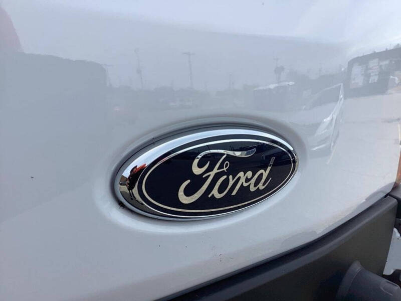 2025 Ford Transit 250