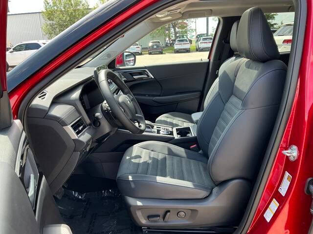 2025 Mitsubishi Outlander PHEV SE