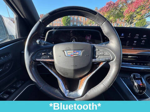 2022 Cadillac Escalade ESV Premium Luxury