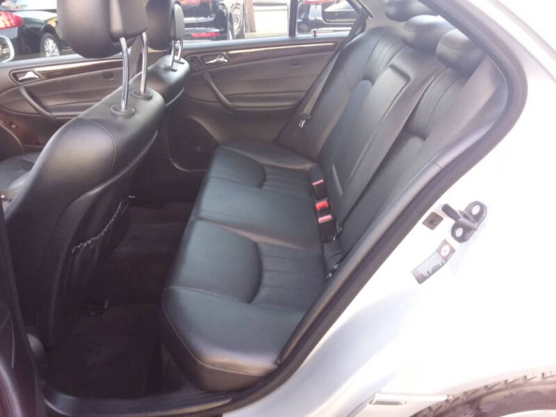 2005 Mercedes-Benz C-Class C 240 4MATIC