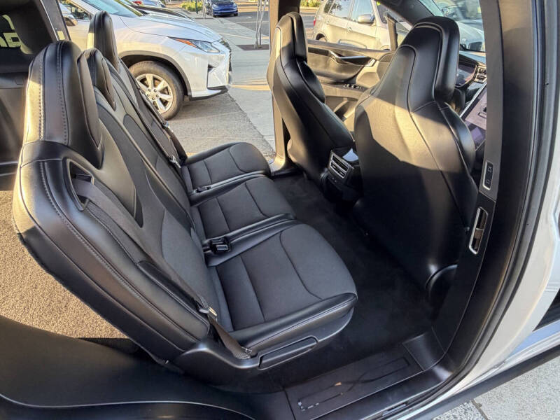 2017 Tesla Model X 75D