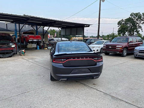 2017 Dodge Charger SXT