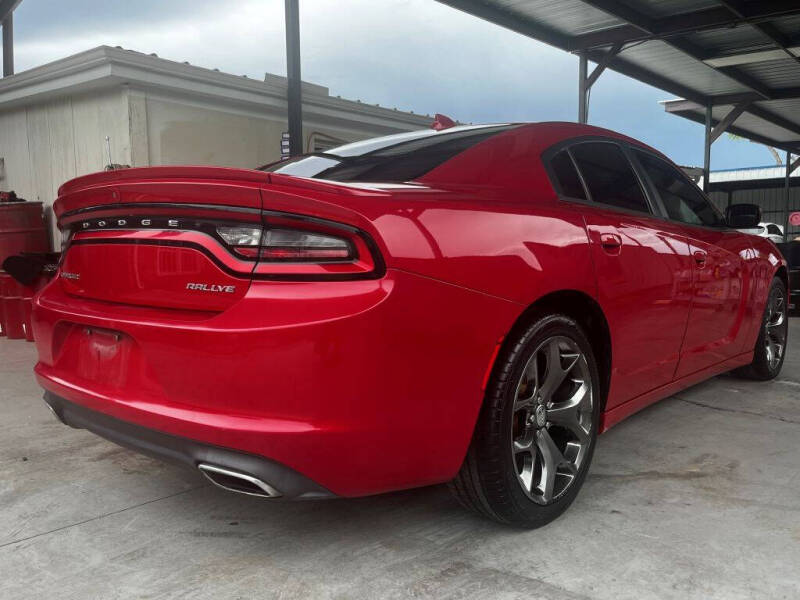 2015 Dodge Charger SXT