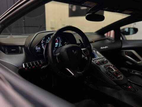 2012 Lamborghini Aventador LP 700-4