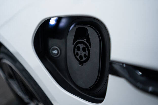 2025 Porsche Taycan 4S