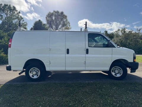 2021 Chevrolet Express 2500