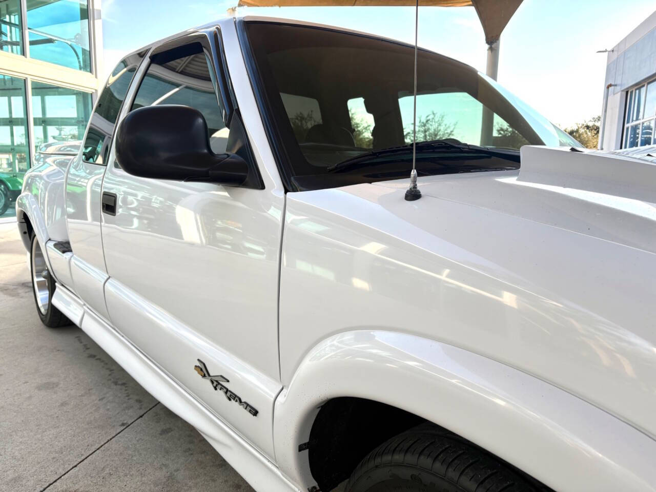 1999 Chevrolet S-10 19