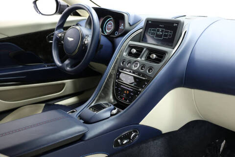 2017 Aston Martin DB11