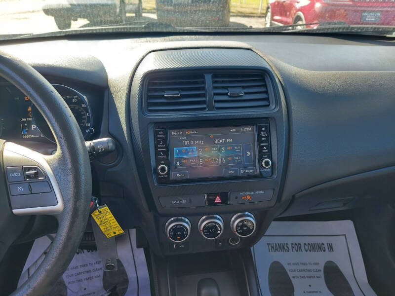 2020 Mitsubishi Outlander Sport ES