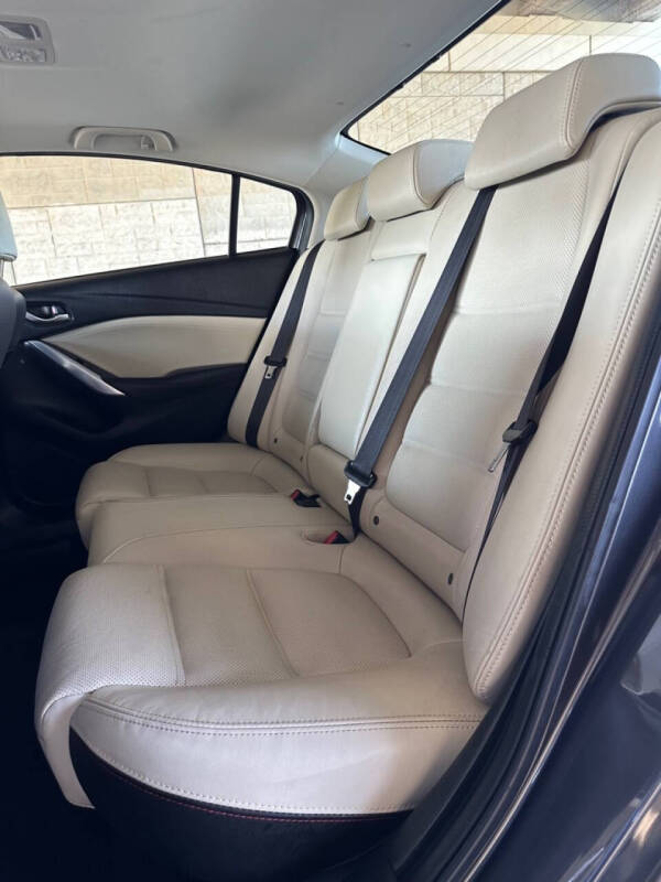 2015 Mazda MAZDA6 i Grand Touring