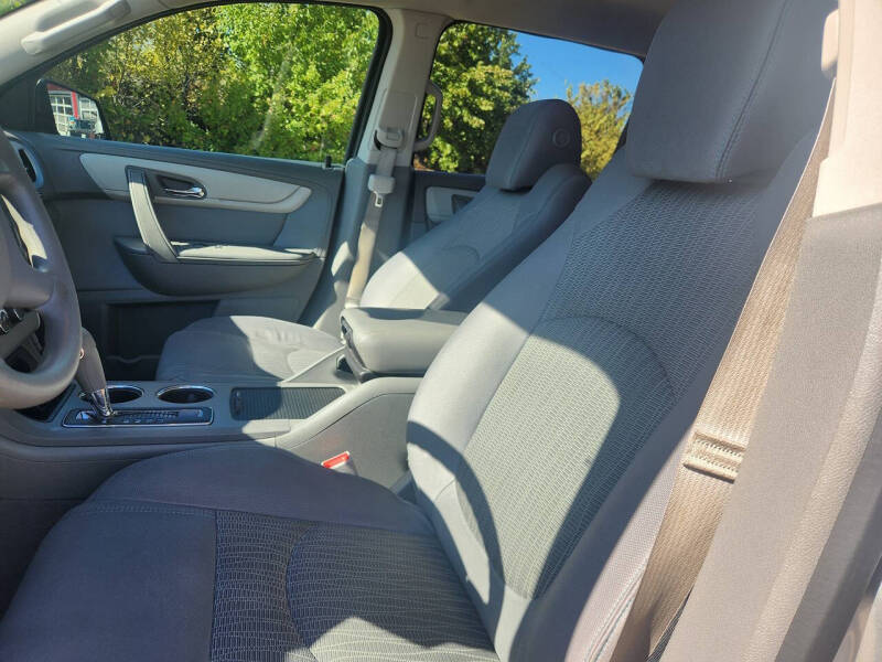 2015 Chevrolet Traverse LS