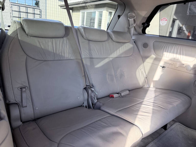 2008 Toyota Sienna XLE Limited