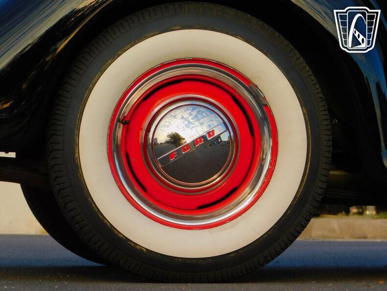 1935 Ford Tudor