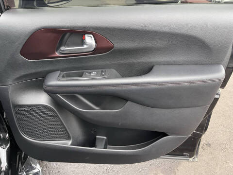 2019 Chrysler Pacifica Touring L Plus 35th Anniversary