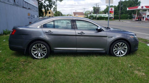 2013 Ford Taurus