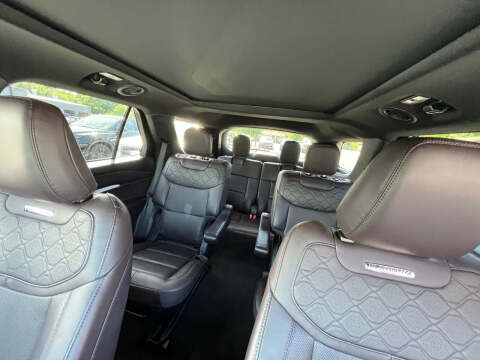 2025 Ford Explorer Platinum