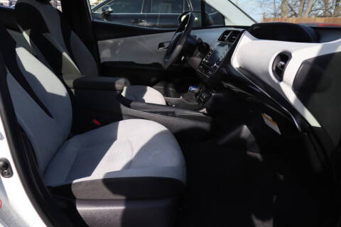 2022 Toyota Prius LE