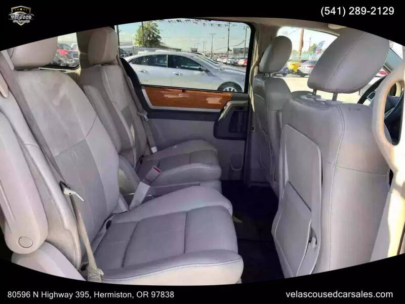 2008 Chrysler Town and Country Limited