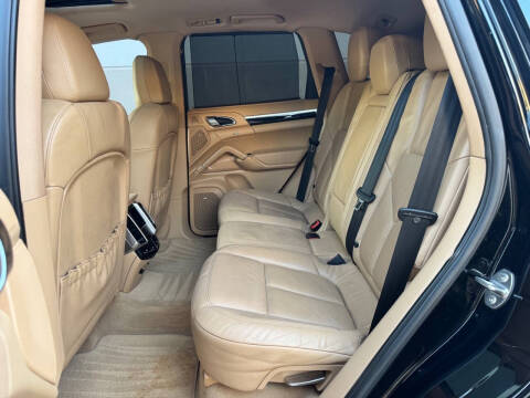 2012 Porsche Cayenne S