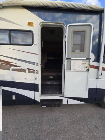 2006 Coachmen RV Aurora