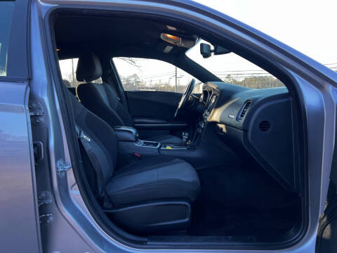 2017 Dodge Charger SXT