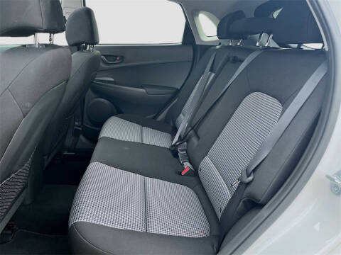 2021 Hyundai Kona SEL Plus