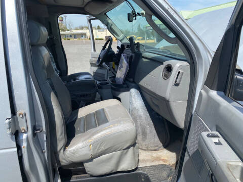 2012 Ford E-Series E-150