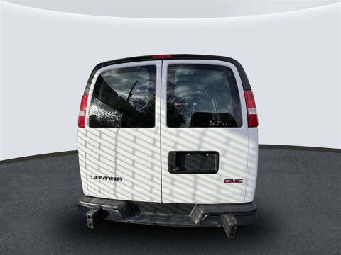 2023 GMC Savana 2500