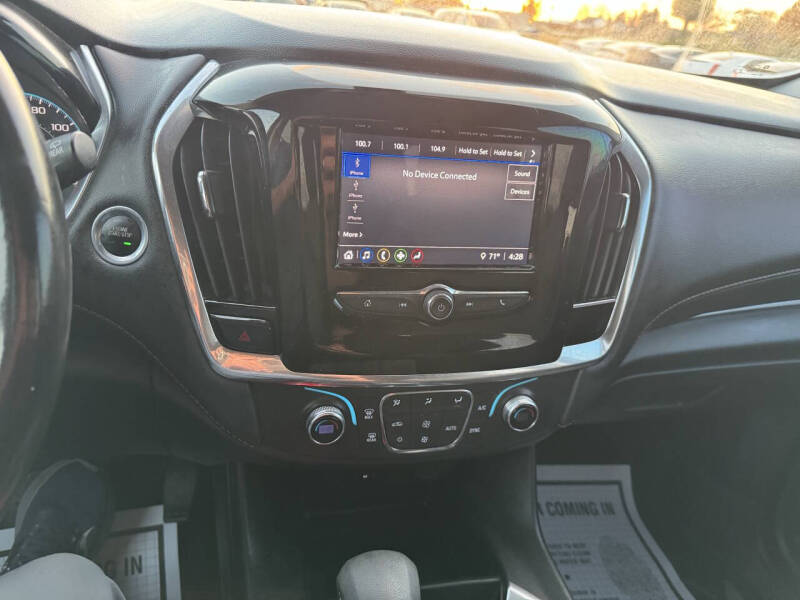 2021 Chevrolet Traverse LT Cloth