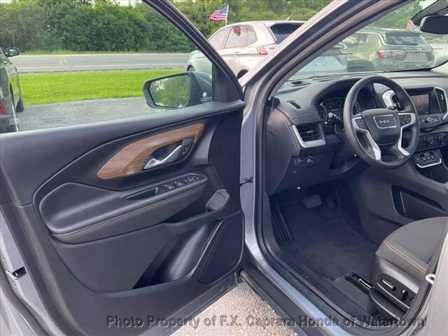 2021 GMC Terrain SLE