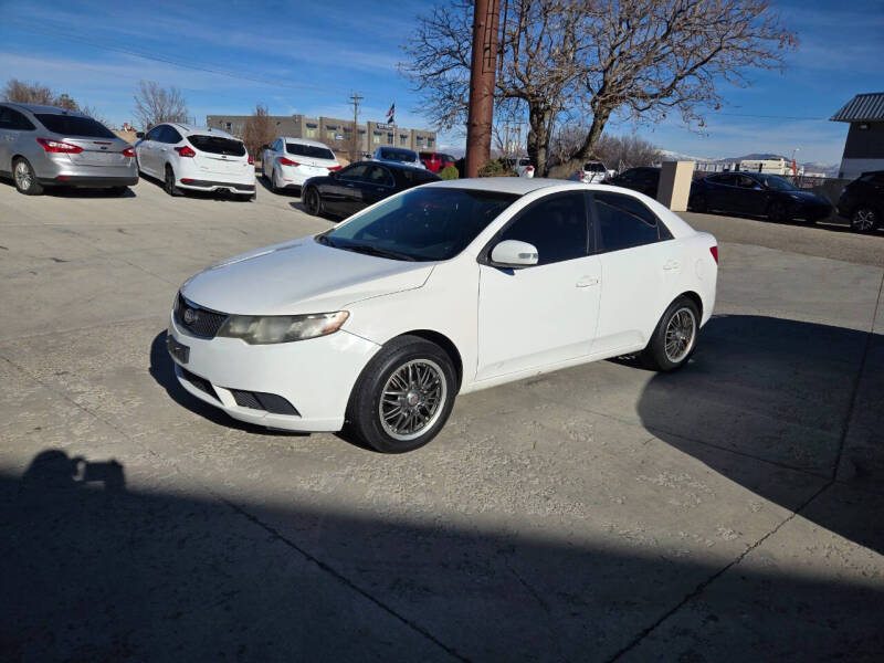 2010 Kia Forte EX's photo