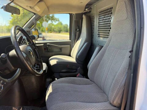 2020 Chevrolet Express 2500