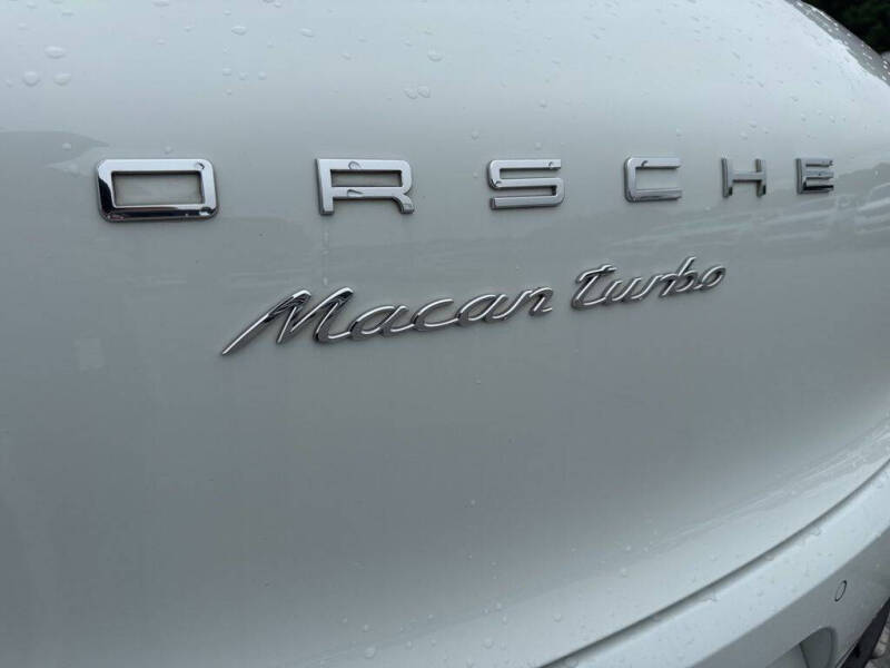 2017 Porsche Macan