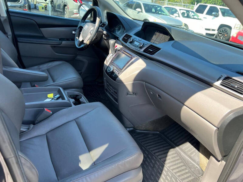 2015 Honda Odyssey Touring Elite