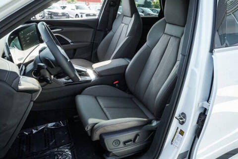 2025 Audi Q5 quattro Premium Plus TFSI