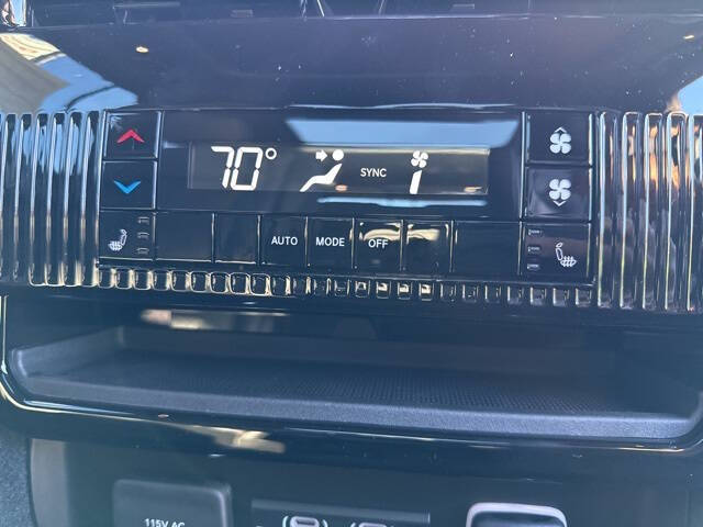 2025 Jeep Wagoneer L Series II