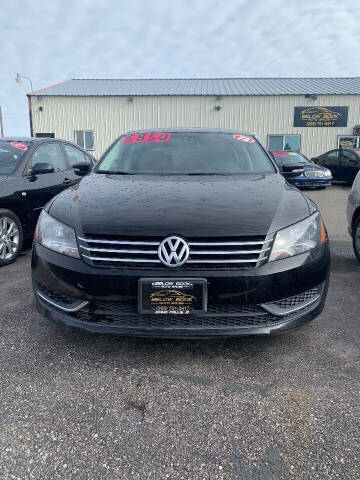 2013 Volkswagen Passat for sale at BELOW BOOK AUTO SALES in Idaho Falls ID