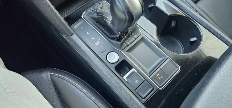 2023 Volkswagen Atlas V6 SE