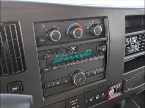 2025 GMC Savana 2500