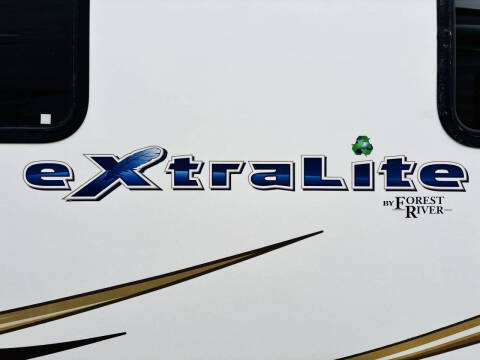 2012 Forest River Wildcat ExtraLite 26BHS
