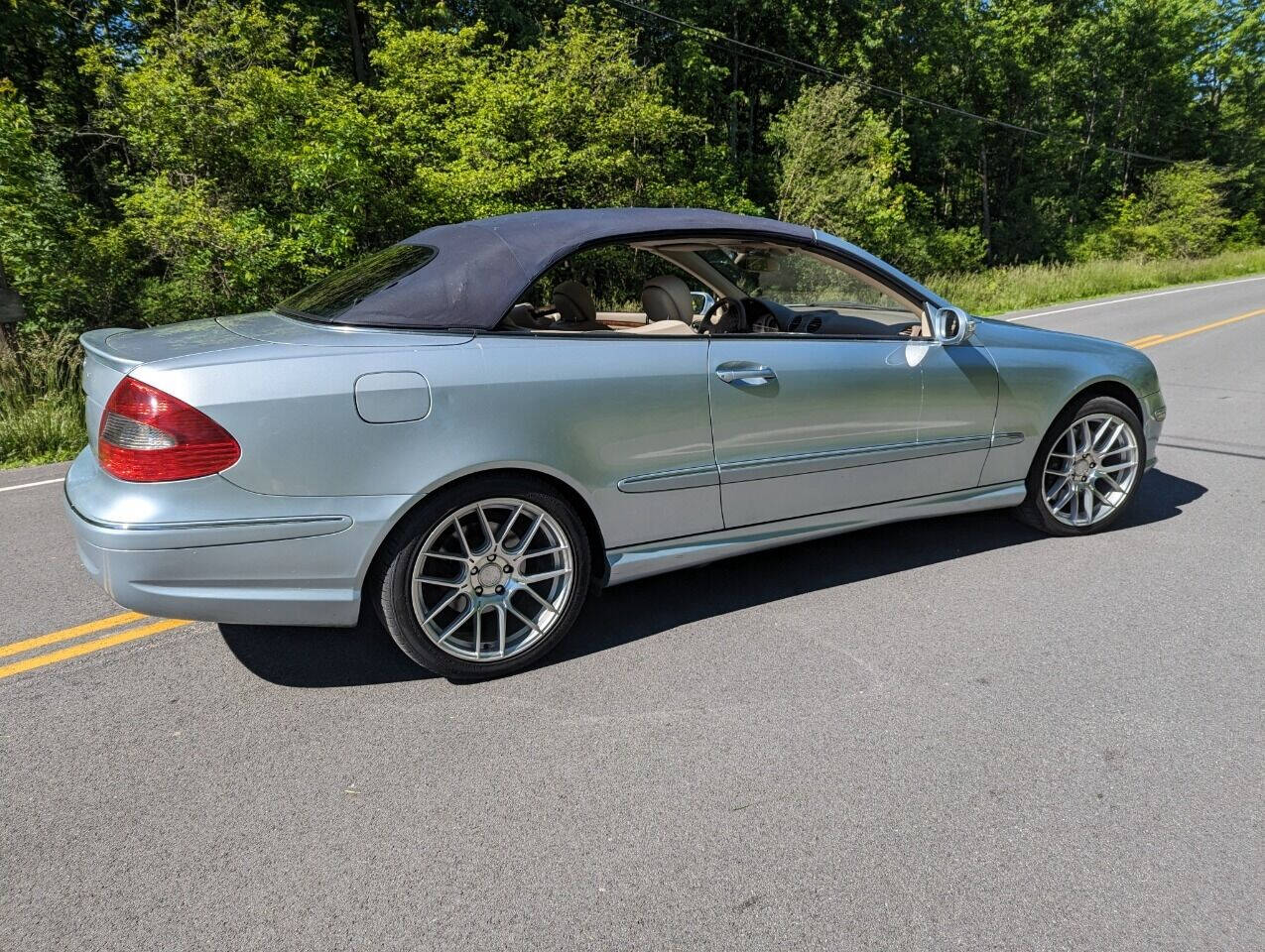 2006 Mercedes-Benz CLK for sale at Epic Auto in Churchville, NY