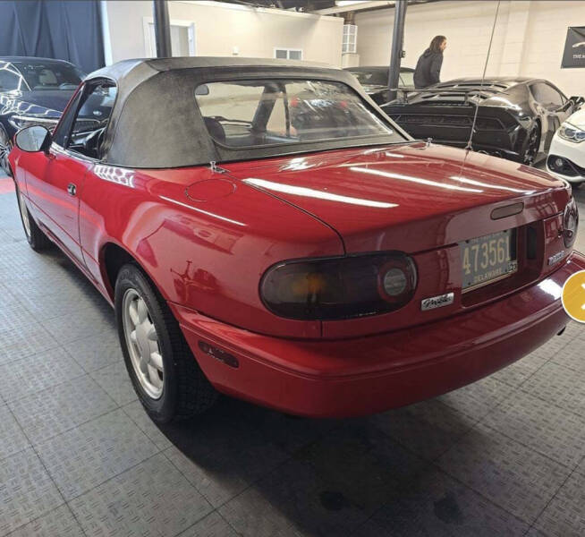 Image 2 of 1990 Mazda MX-5 Miata